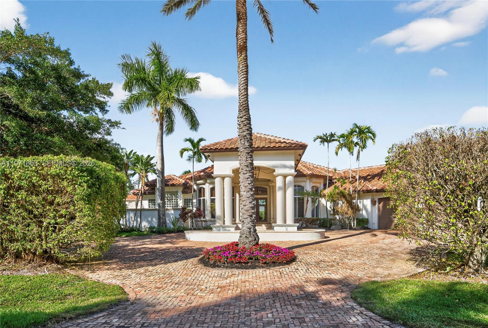 3520 Paddock Rd, Weston FL 33331