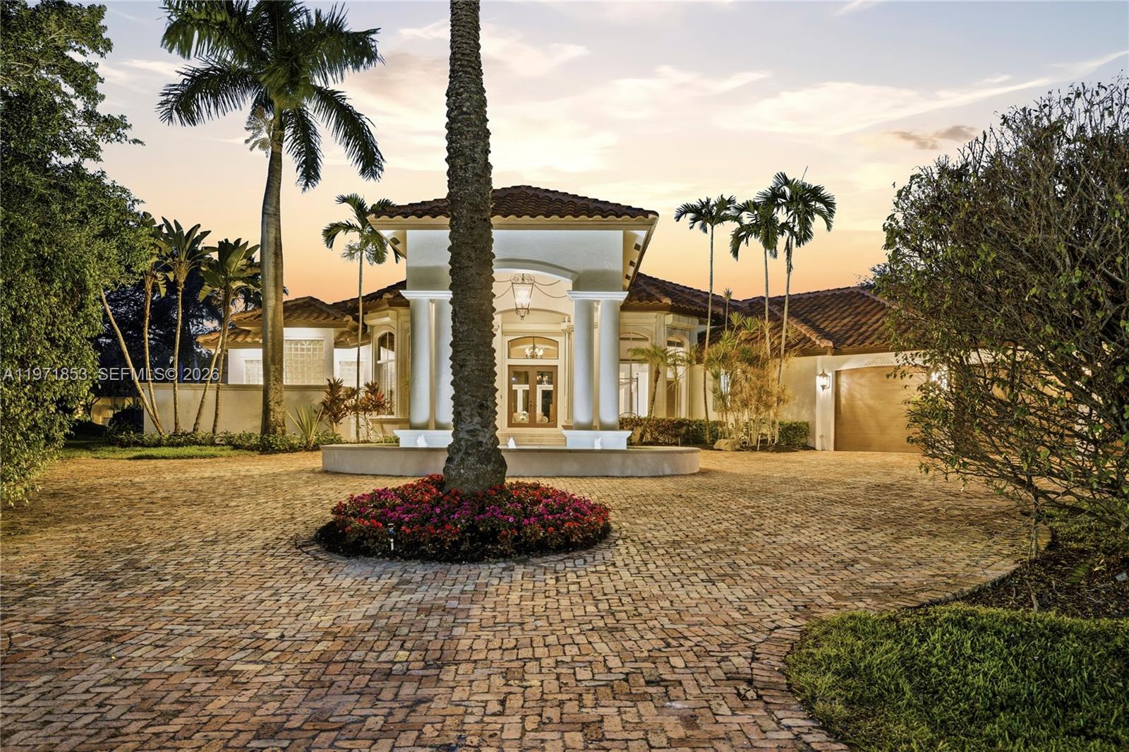 3520 Paddock Rd, Weston FL 33331