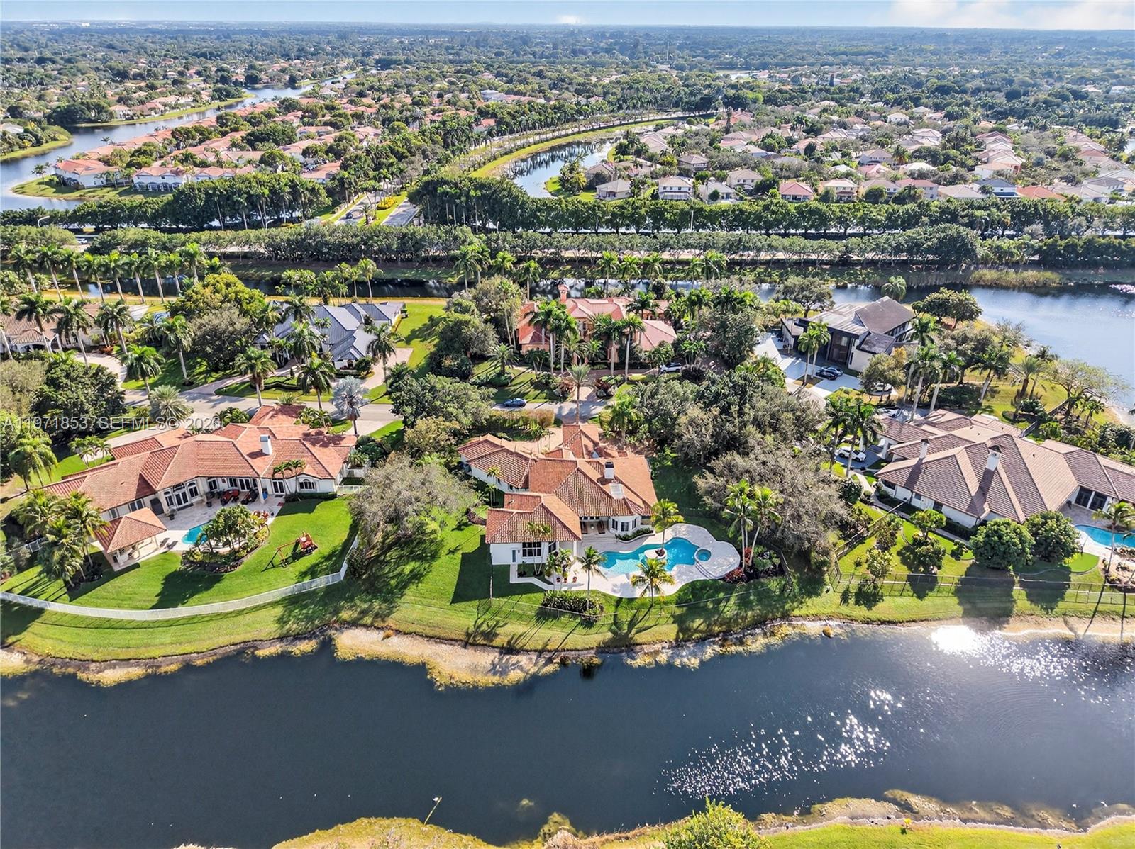 3520 Paddock Rd, Weston FL 33331