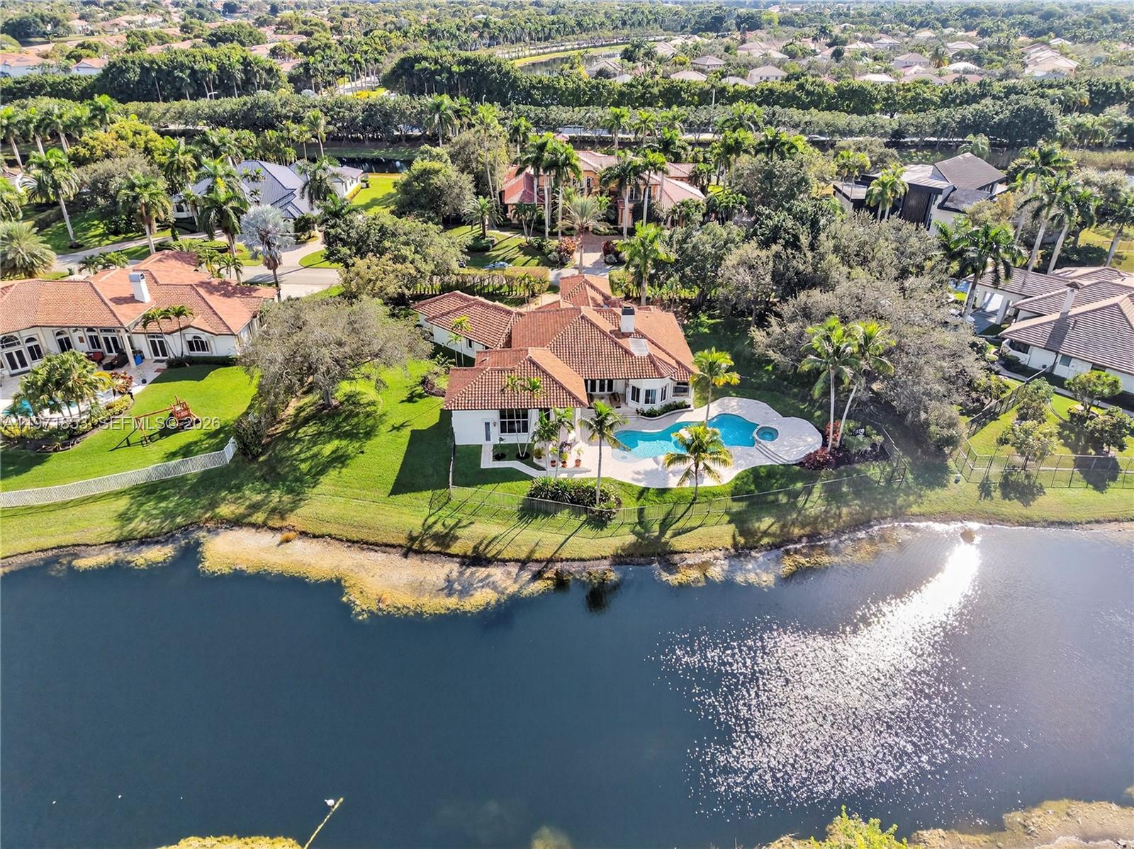3520 Paddock Rd, Weston FL 33331