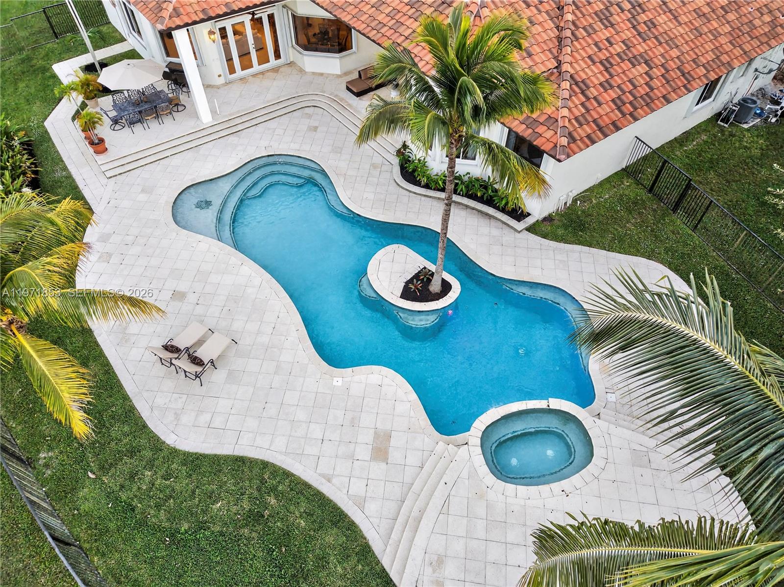 3520 Paddock Rd, Weston FL 33331