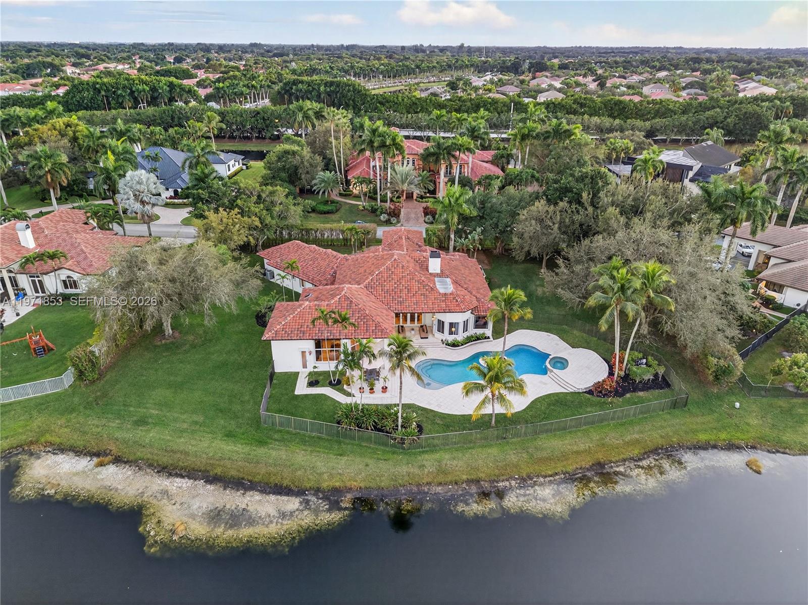 3520 Paddock Rd, Weston FL 33331