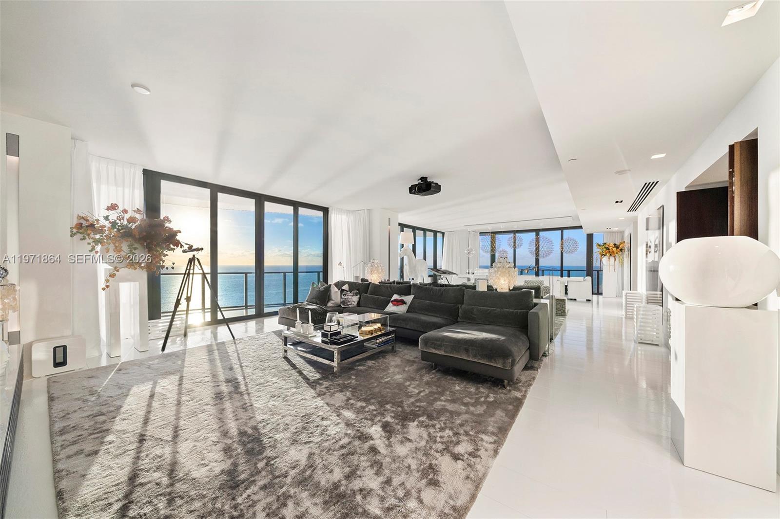 19575 Collins Ave #30, Sunny Isles Beach FL 33160