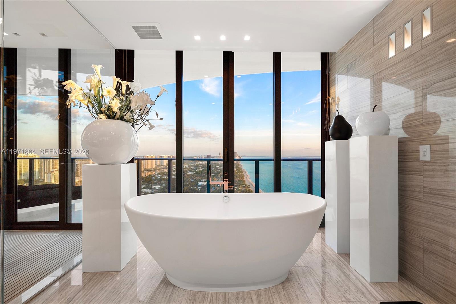 19575 Collins Ave #30, Sunny Isles Beach FL 33160