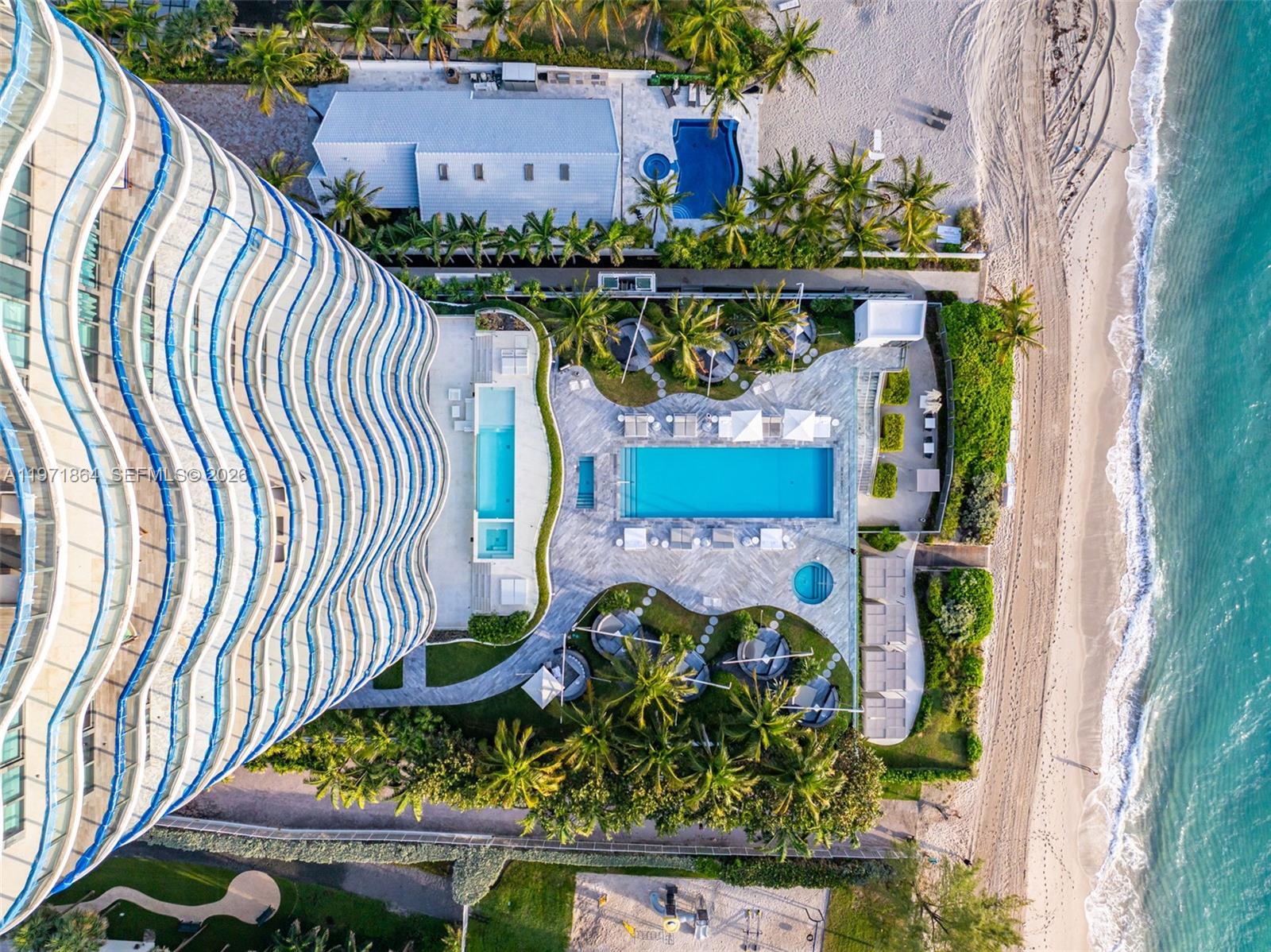 19575 Collins Ave #30, Sunny Isles Beach FL 33160