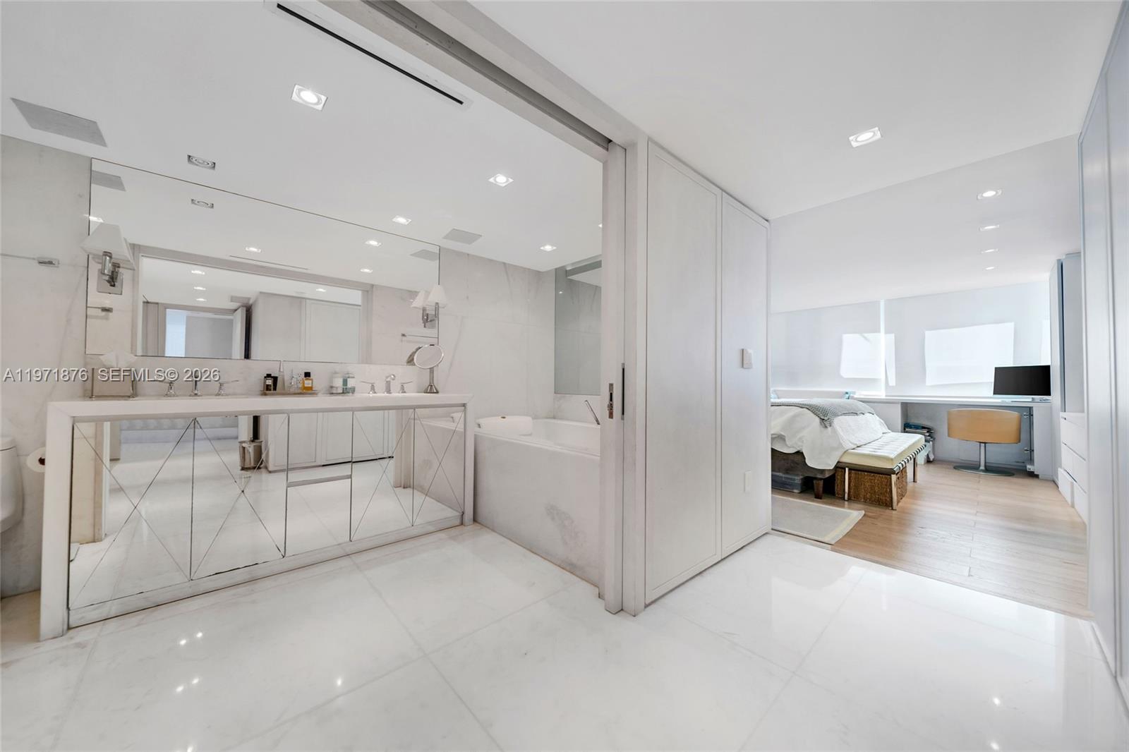 11 Island Ave #1511, Miami Beach FL 33139