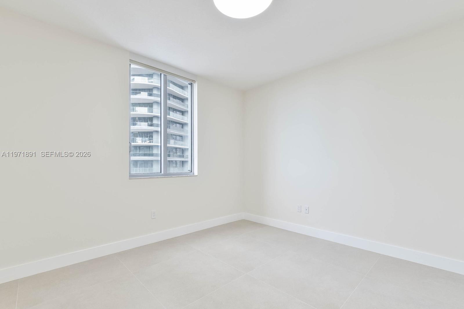 1050 Brickell Ave #3214, Miami FL 33131