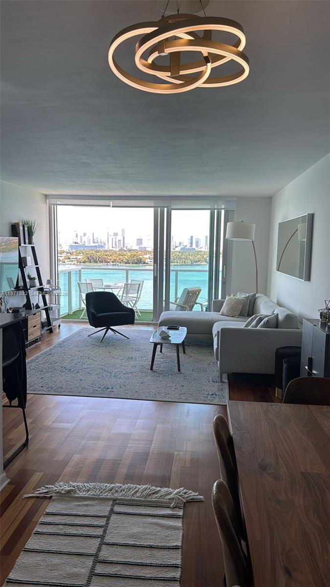 1000 West Ave #914, Miami Beach FL 33139