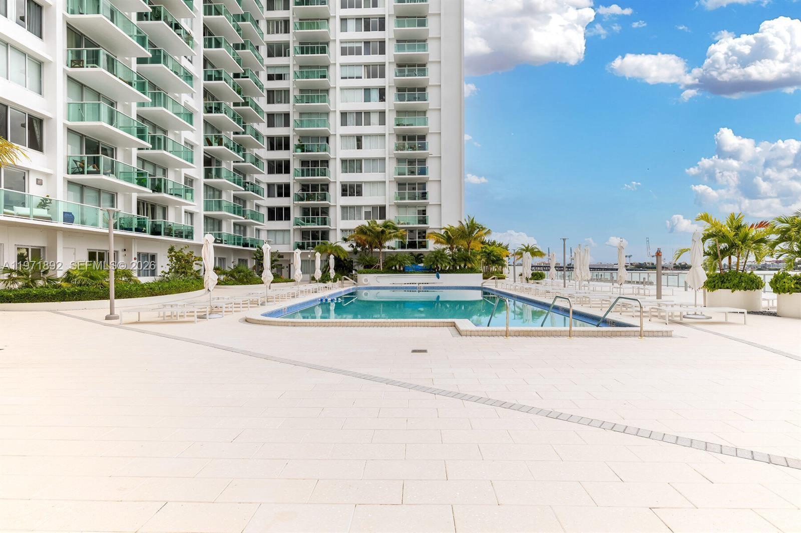 1000 West Ave #914, Miami Beach FL 33139