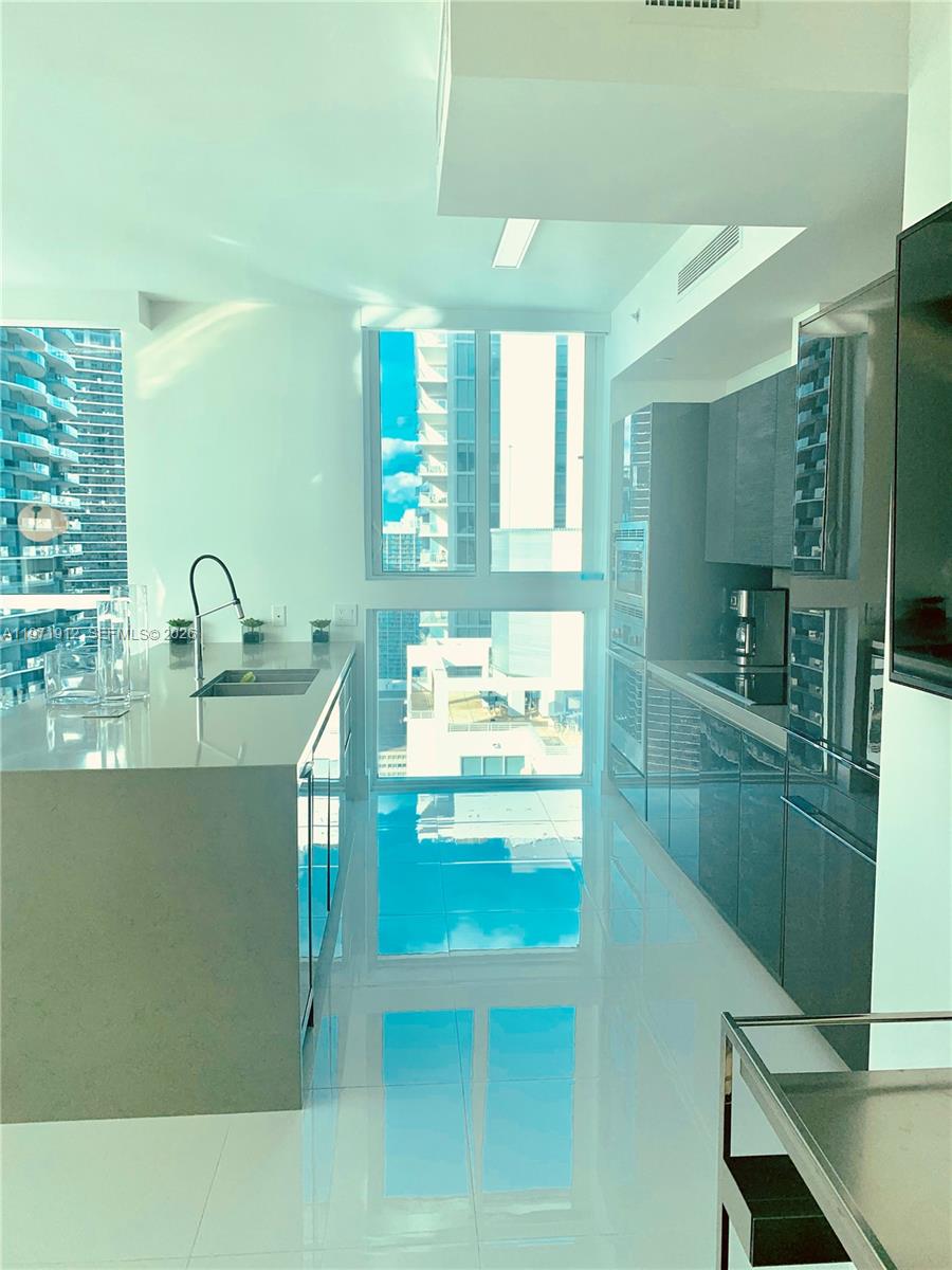 1080 Brickell Ave #4009, Miami FL 33131