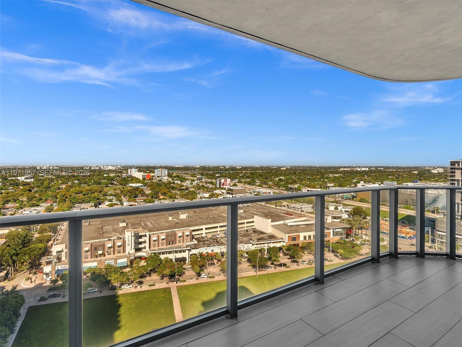 121 NE 34th St #2016, Miami FL 33137