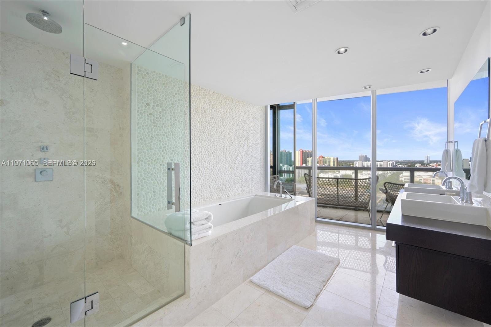 17121 Collins Ave #1508, Sunny Isles Beach FL 33160