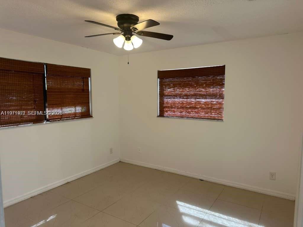 208 SW 2nd Ave, Hallandale Beach FL 33009