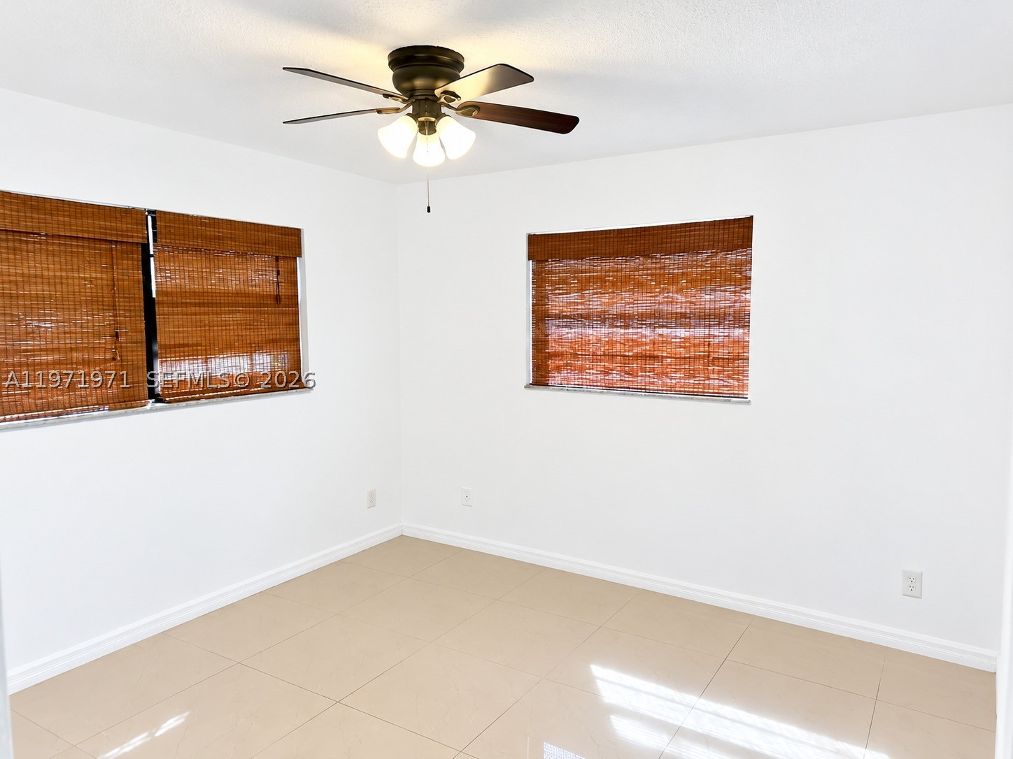 208 SW 2nd Ave, Hallandale Beach FL 33009