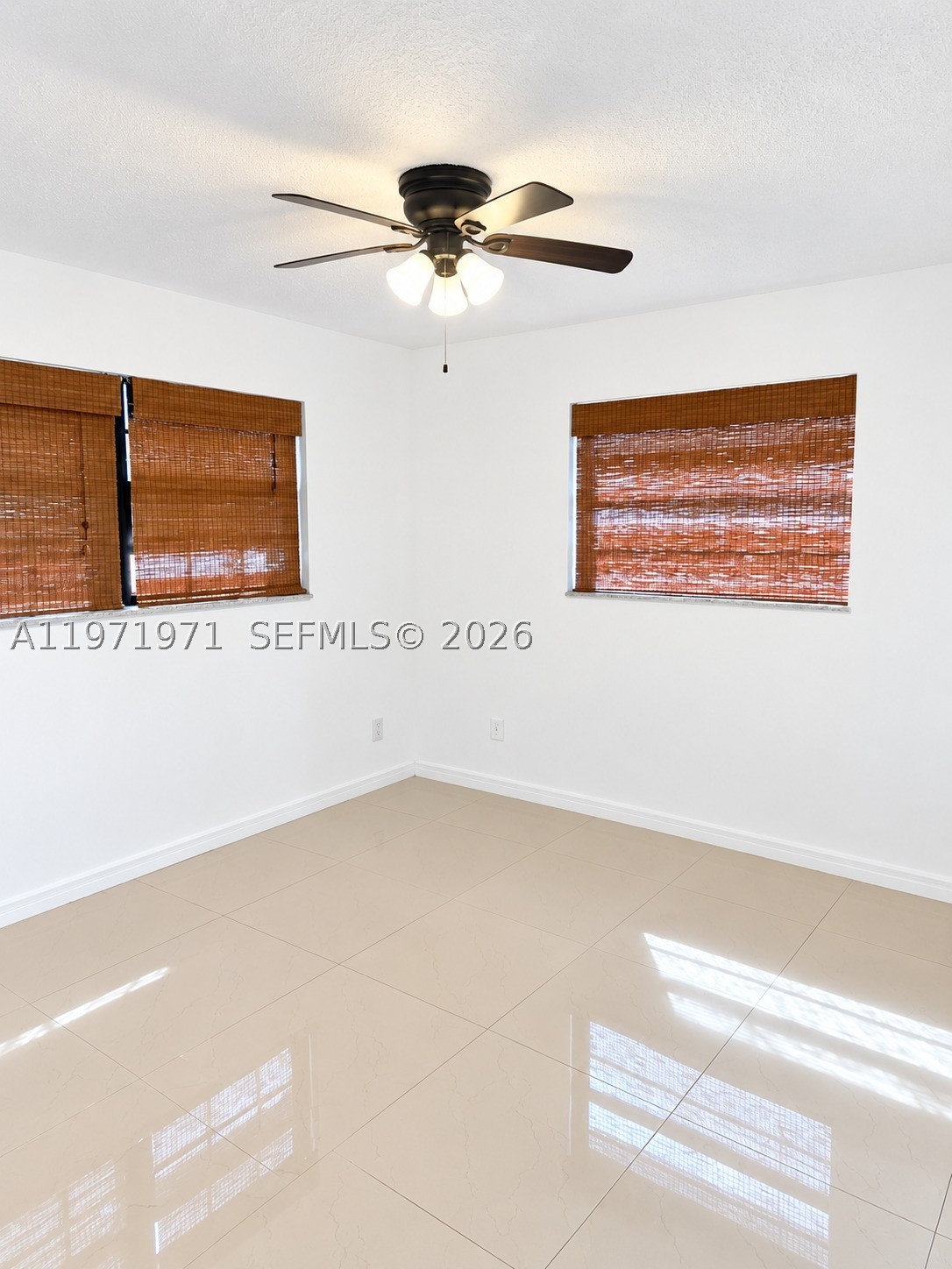 208 SW 2nd Ave, Hallandale Beach FL 33009