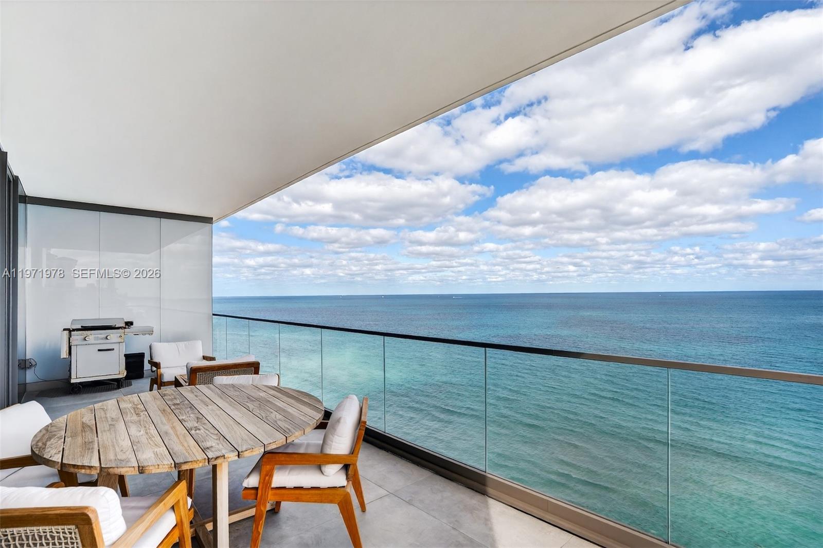 2000 S Ocean Dr #14B, Hallandale Beach FL 33009