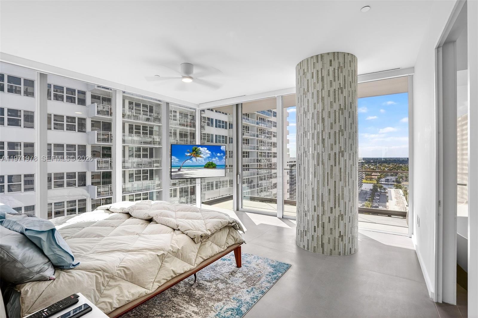 2000 S Ocean Dr #14B, Hallandale Beach FL 33009