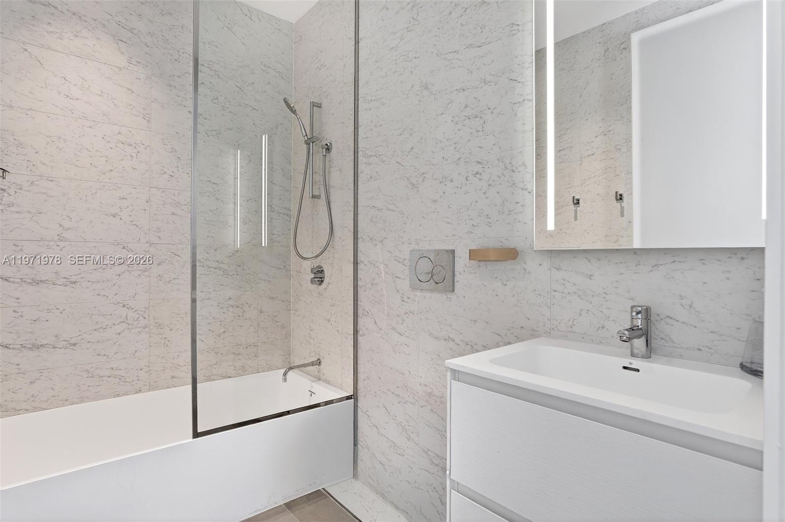 2000 S Ocean Dr #14B, Hallandale Beach FL 33009