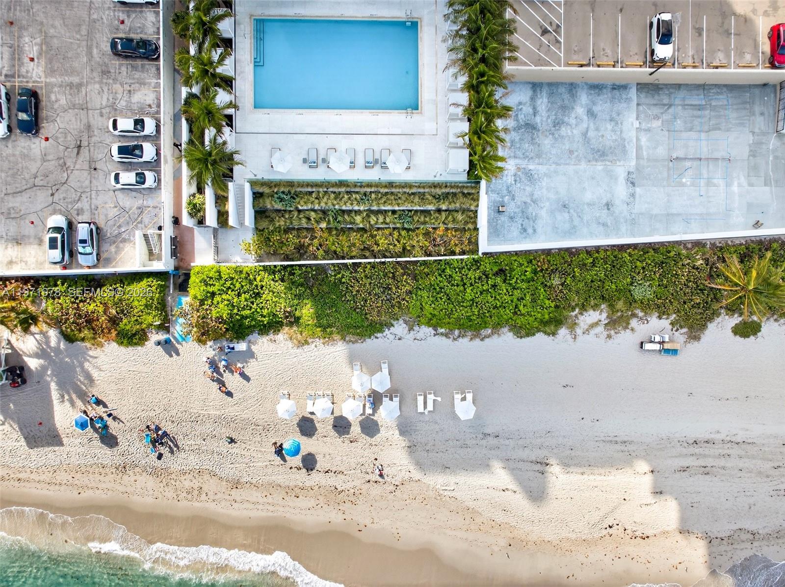 2000 S Ocean Dr #14B, Hallandale Beach FL 33009