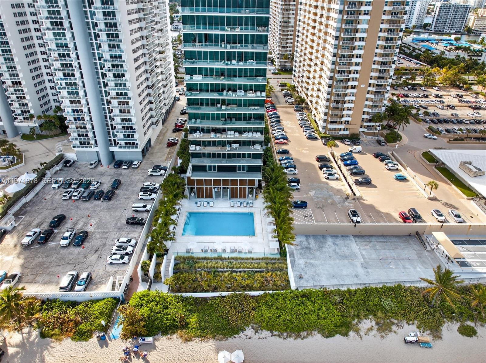 2000 S Ocean Dr #14B, Hallandale Beach FL 33009