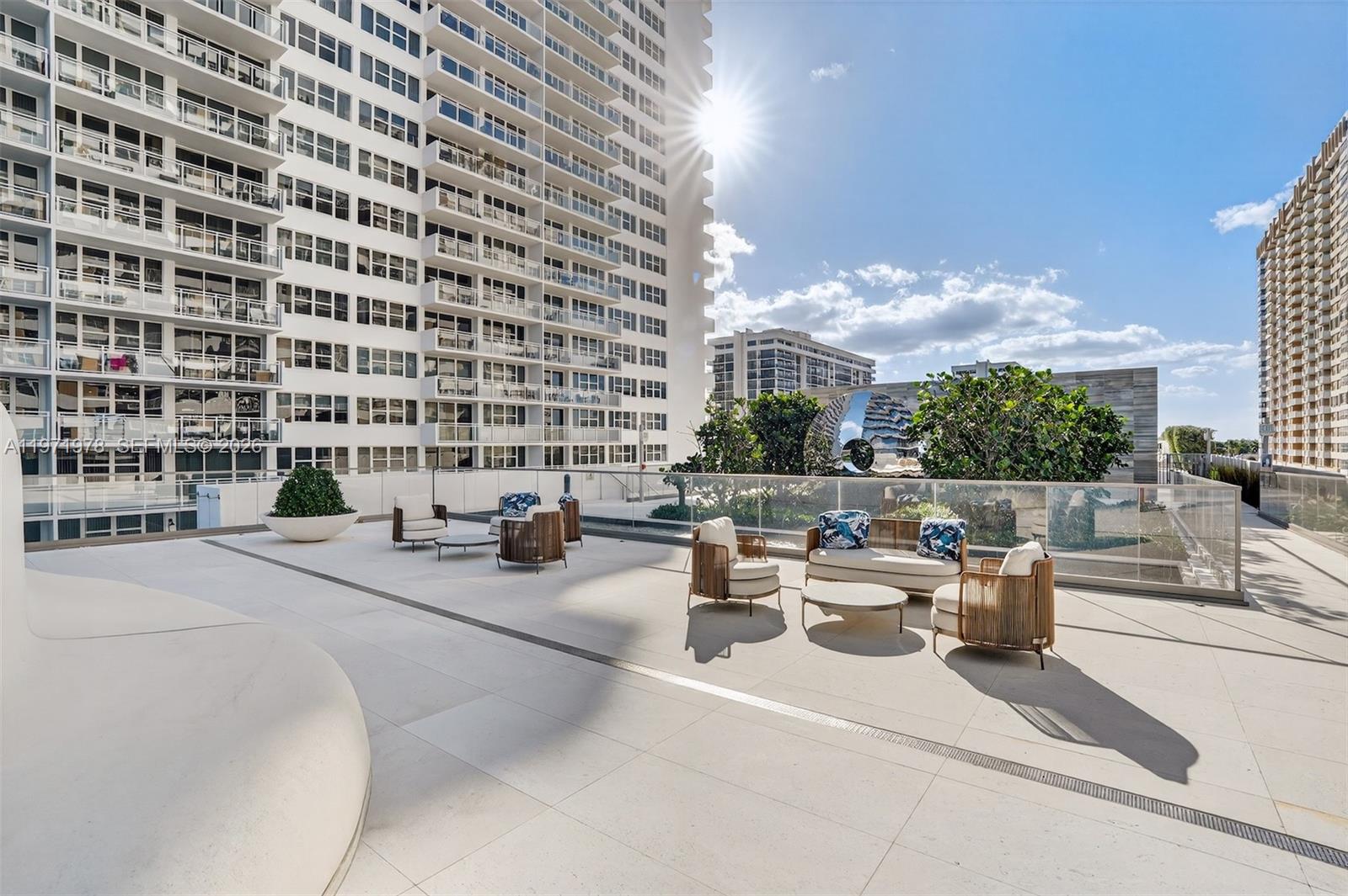 2000 S Ocean Dr #14B, Hallandale Beach FL 33009
