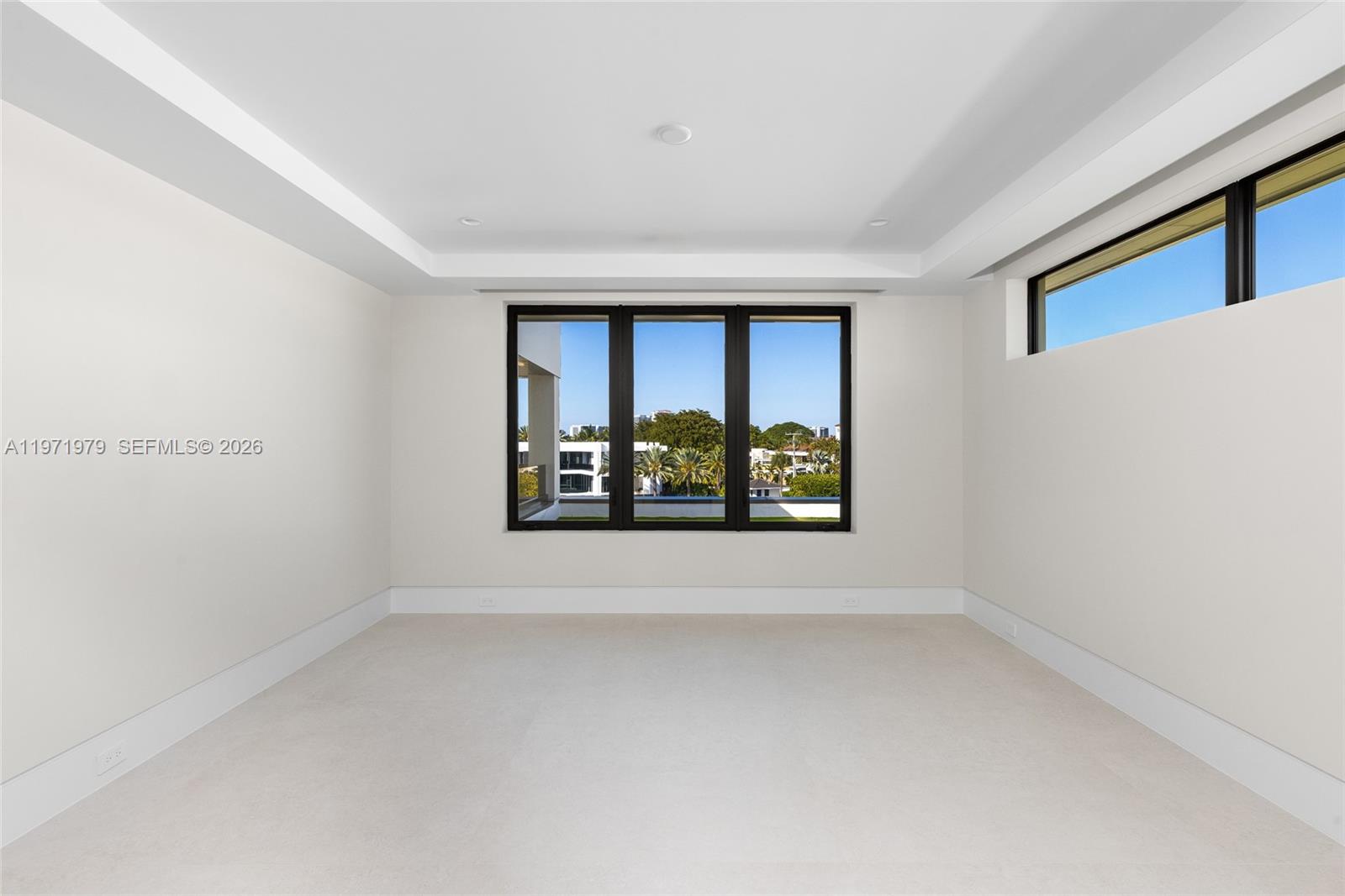 23 Isla Bahia Dr, Fort Lauderdale FL 33316
