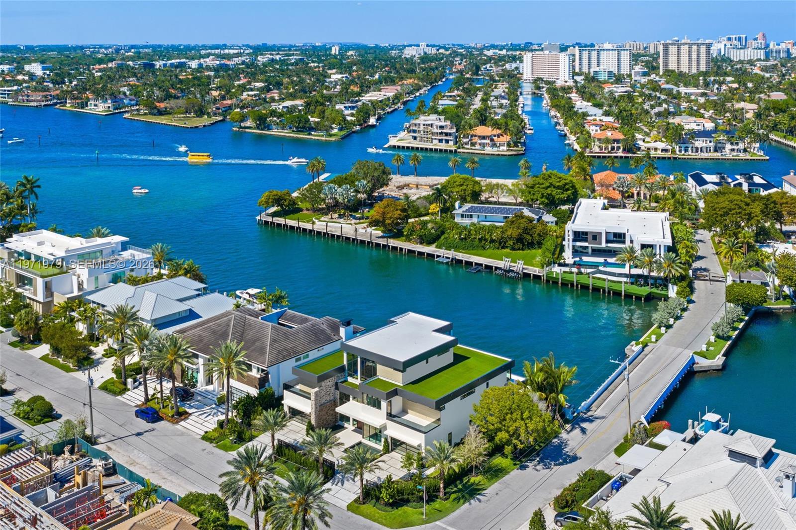 23 Isla Bahia Dr, Fort Lauderdale FL 33316