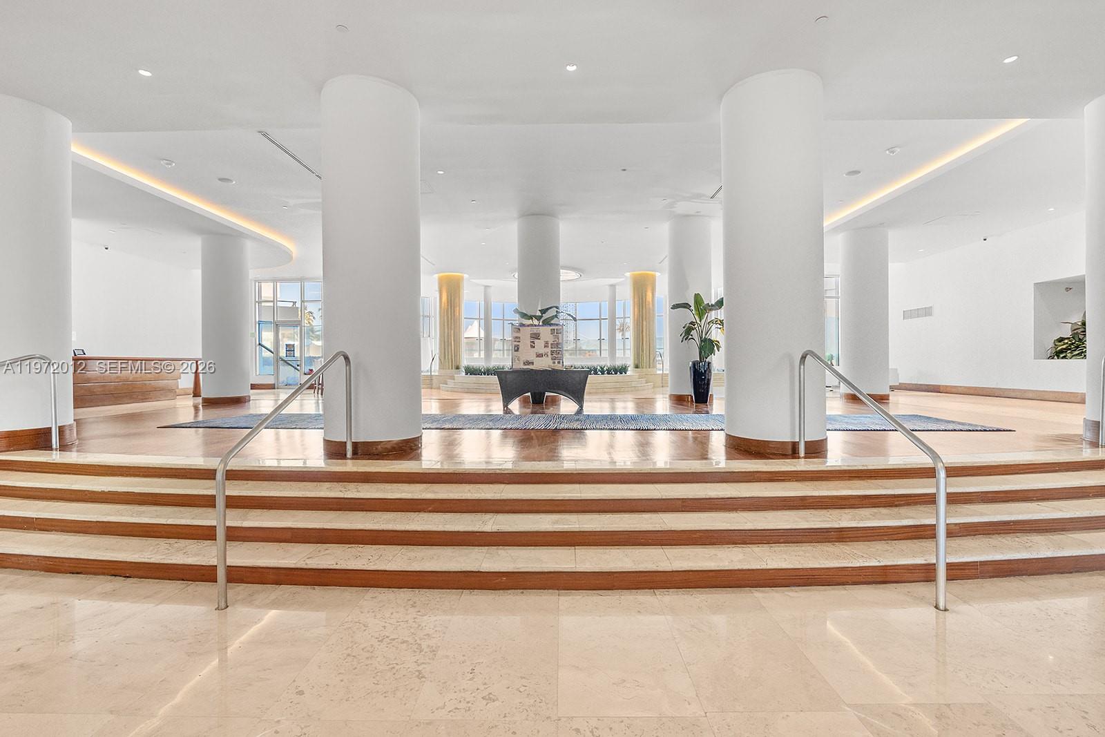 5161 Collins Ave #910, Miami Beach FL 33140