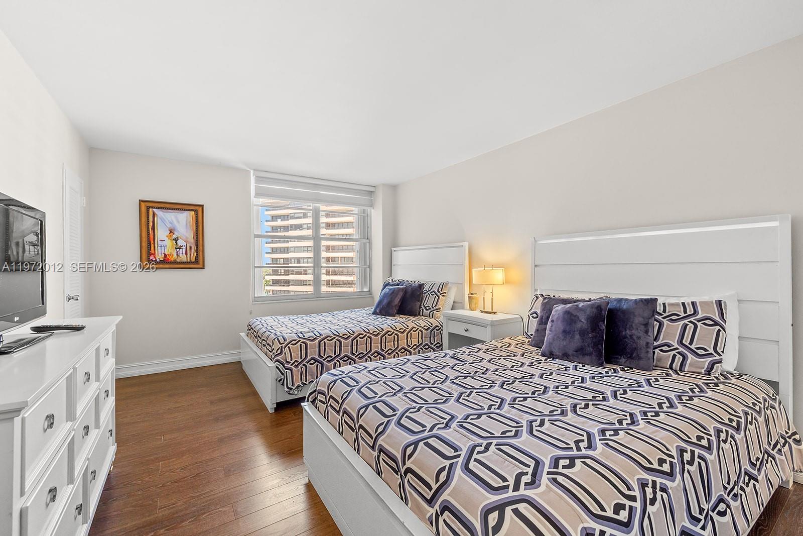 5161 Collins Ave #910, Miami Beach FL 33140