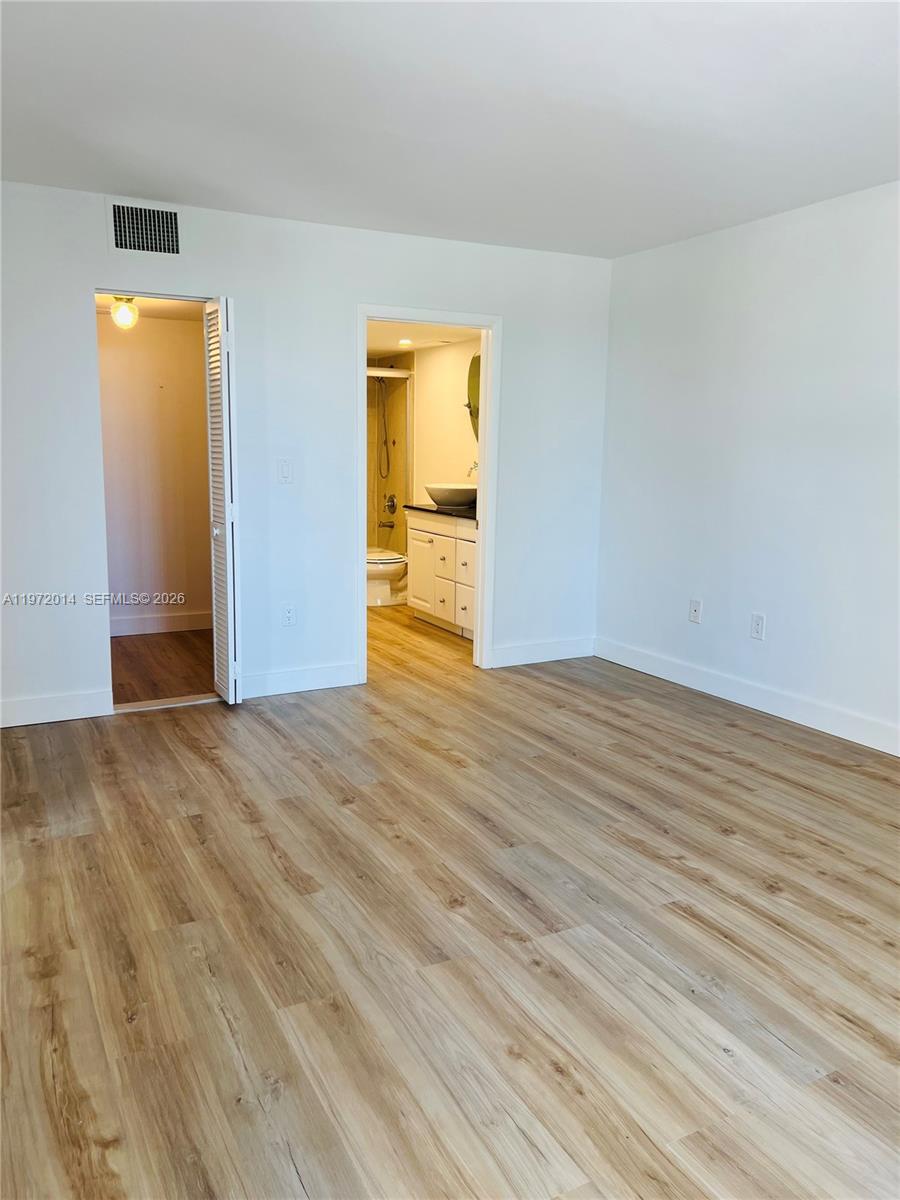 2333 Brickell Ave #308, Miami FL 33129