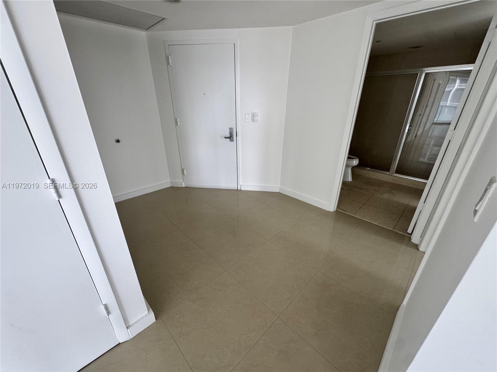 495 Brickell Ave #1810, Miami FL 33131