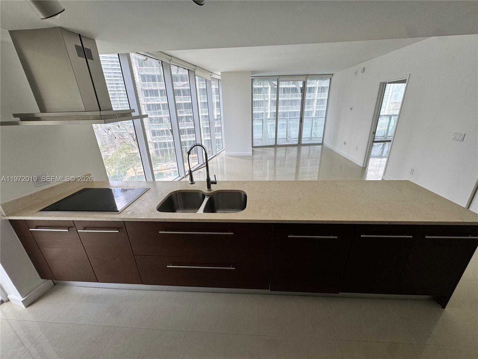 495 Brickell Ave #1810, Miami FL 33131