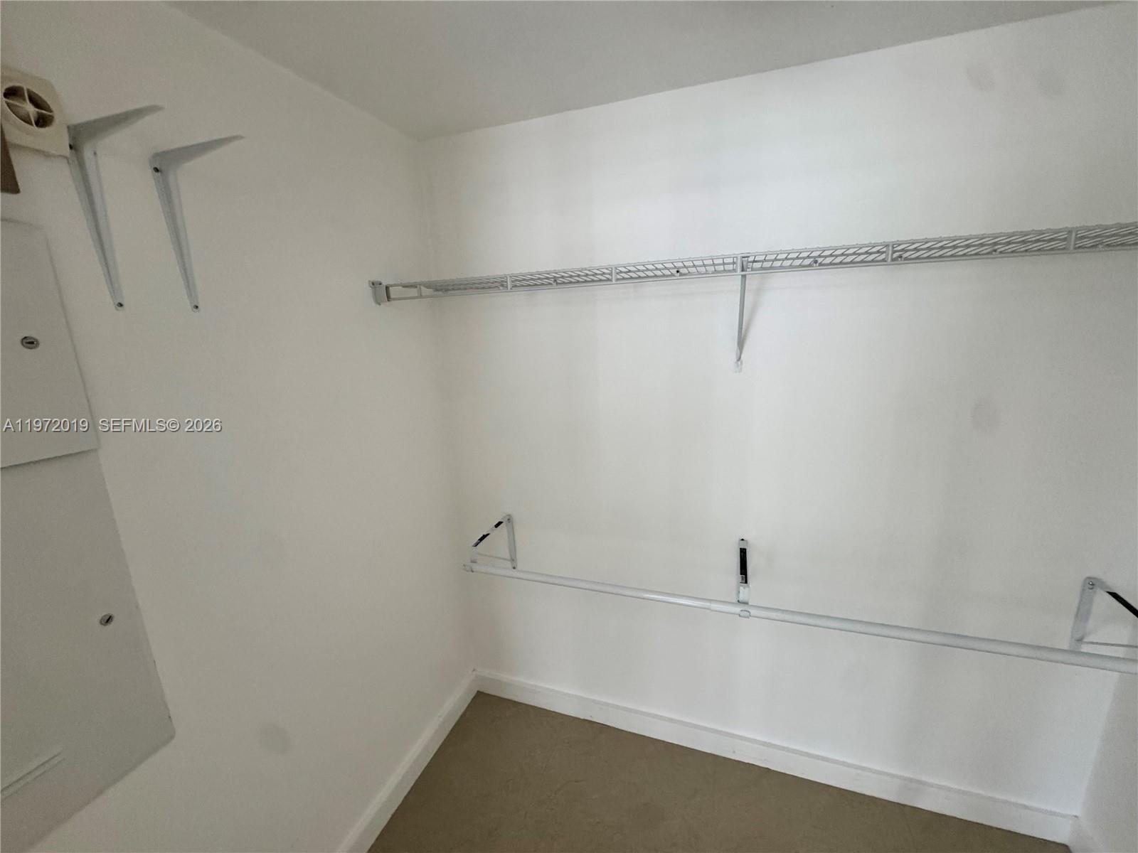 495 Brickell Ave #1810, Miami FL 33131