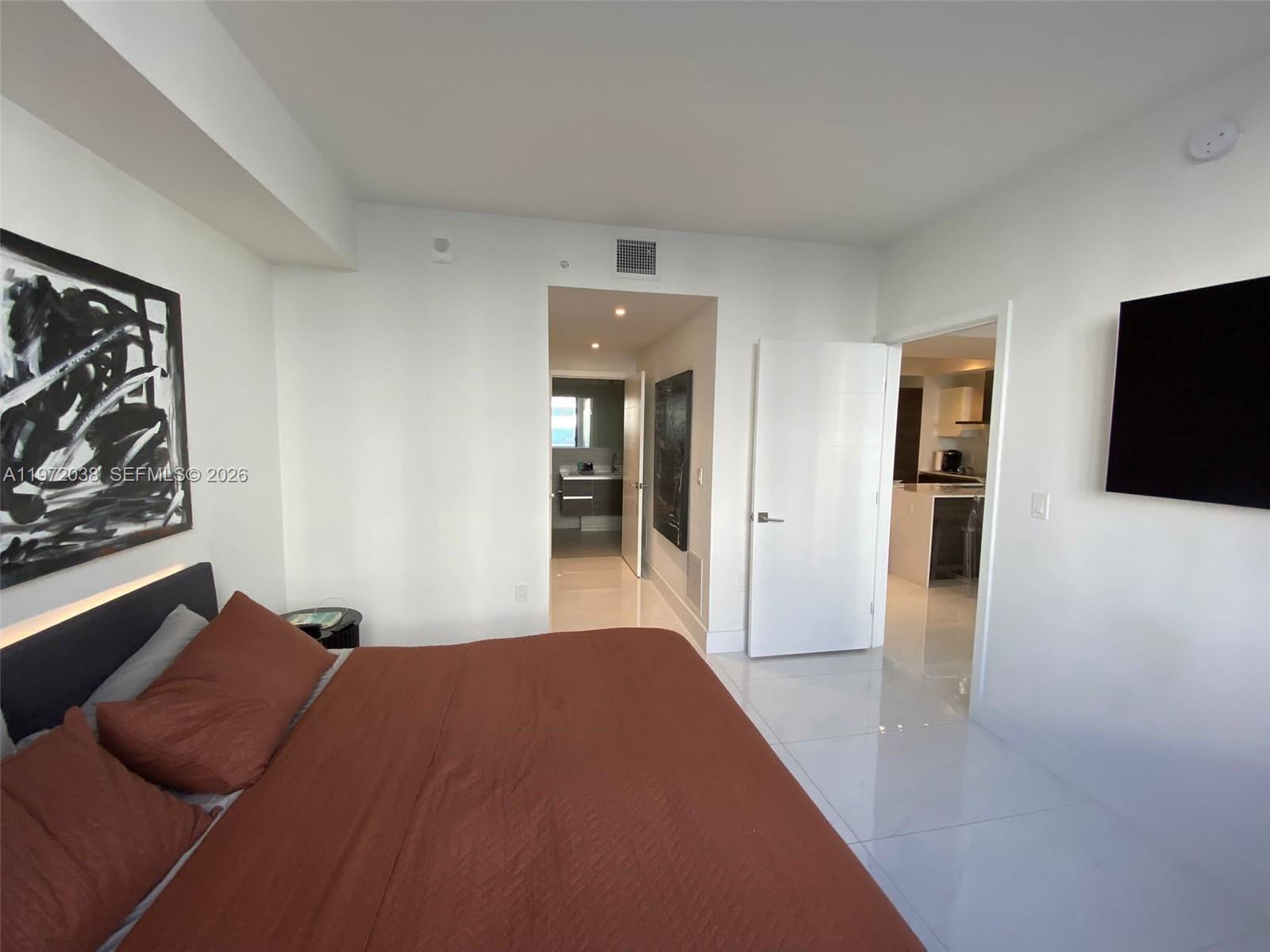 301 Altara Ave #701, Coral Gables FL 33146