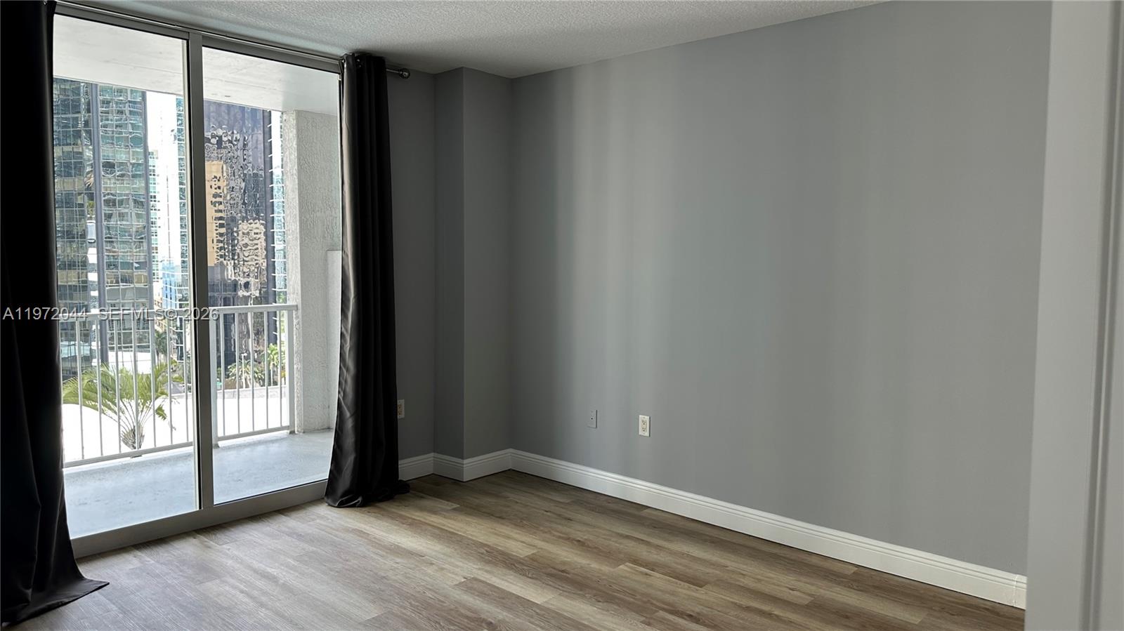 1250 S Miami Ave #1012, Miami FL 33130