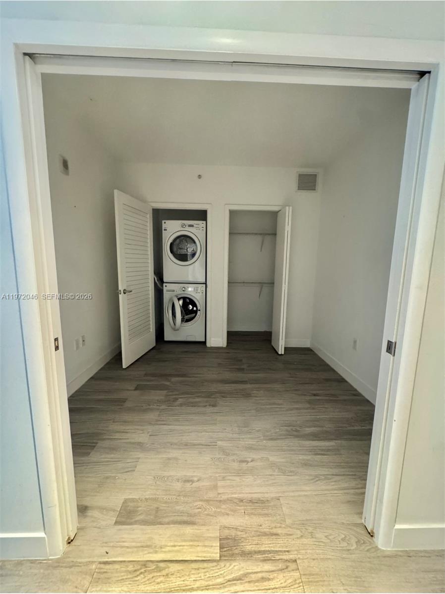 1010 Brickell Ave #3711, Miami FL 33131