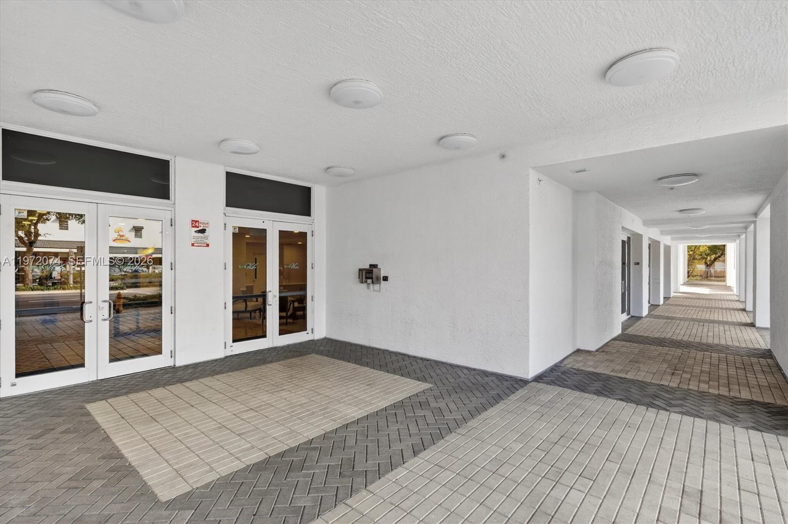 900 SW 8th St #505, Miami FL 33130