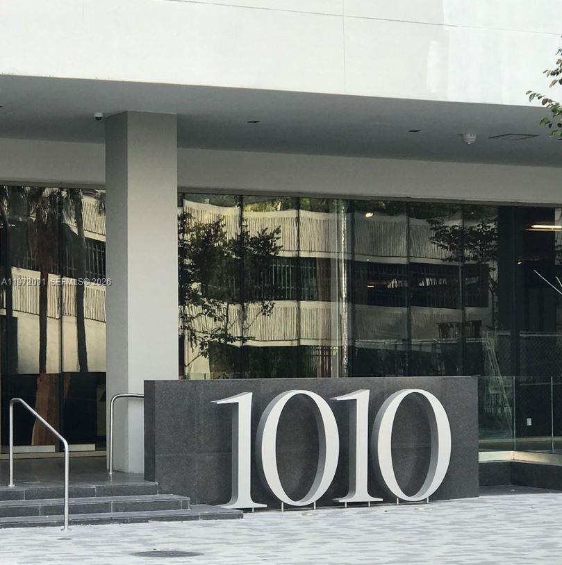 1010 Brickell Ave #3509, Miami FL 33131