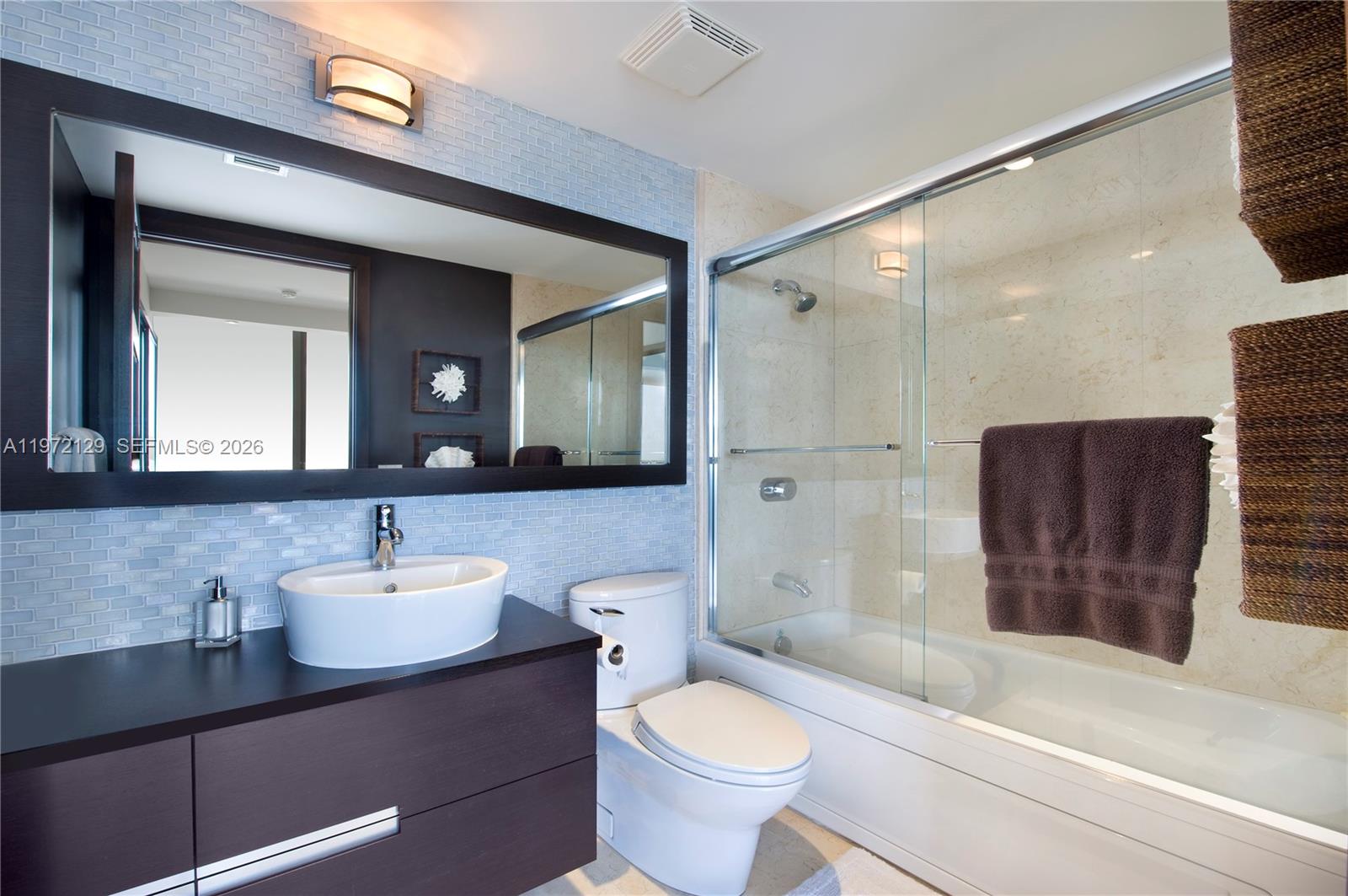 5875 Collins Ave #1008, Miami Beach FL 33140