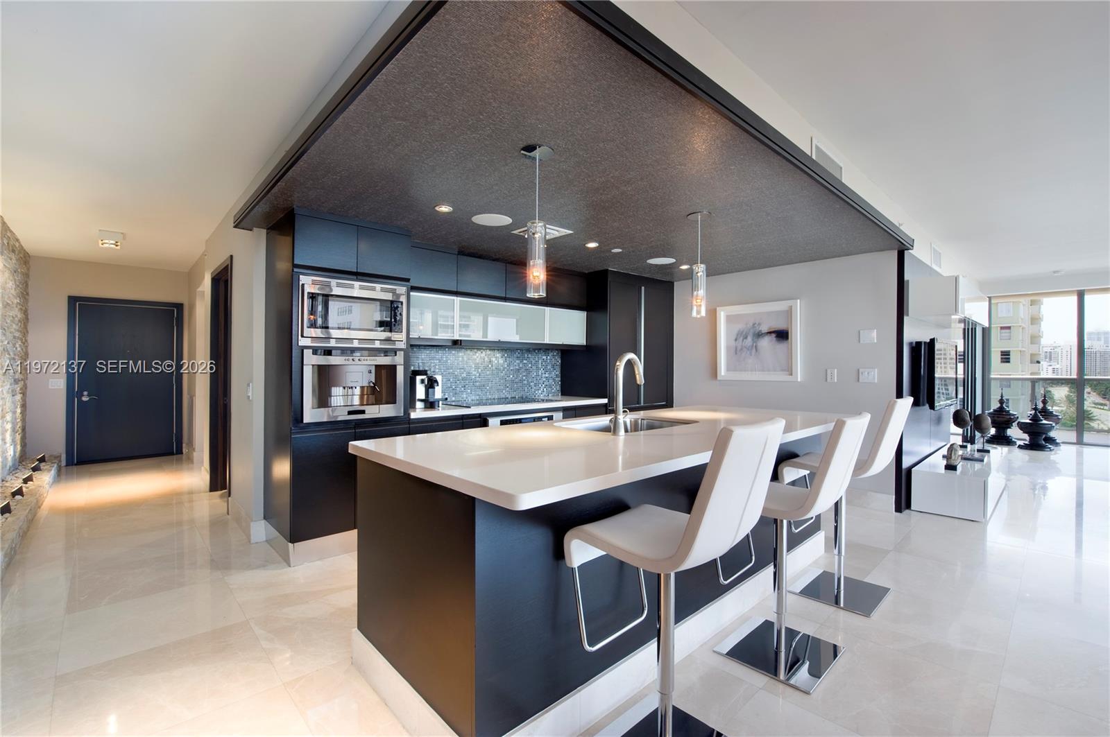 5875 Collins Ave #1008, Miami Beach FL 33140
