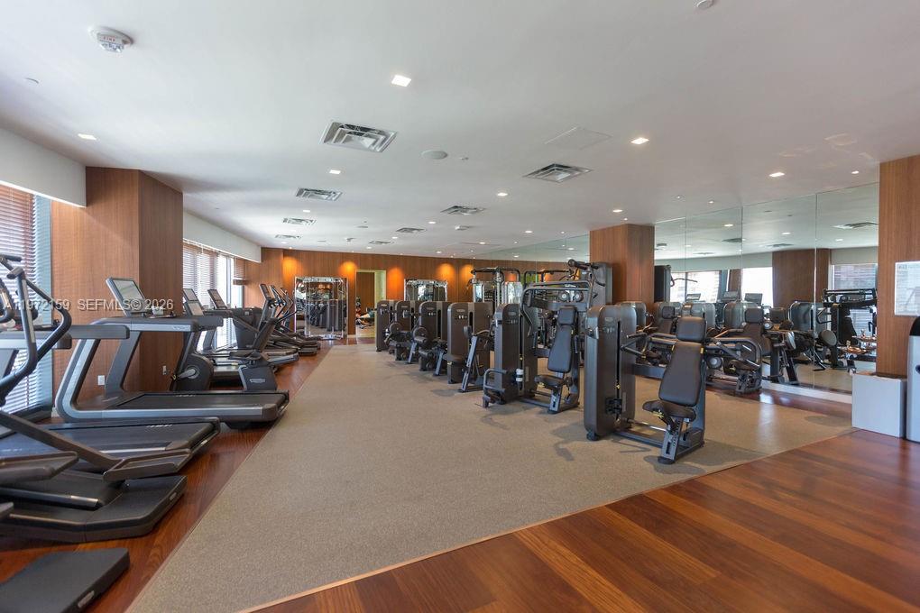 1300 S Miami Ave #2006, Miami FL 33130