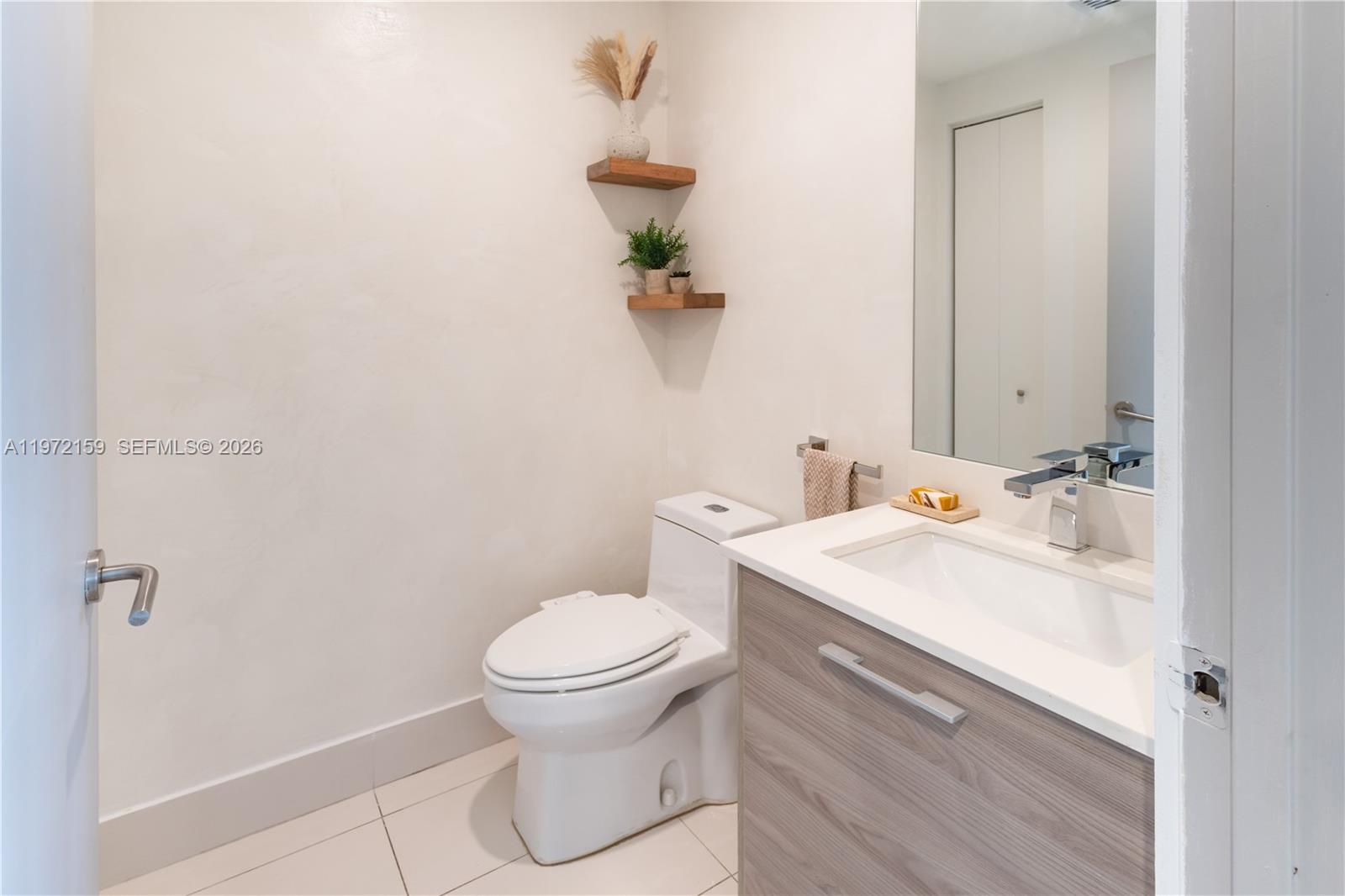 1300 S Miami Ave #2006, Miami FL 33130