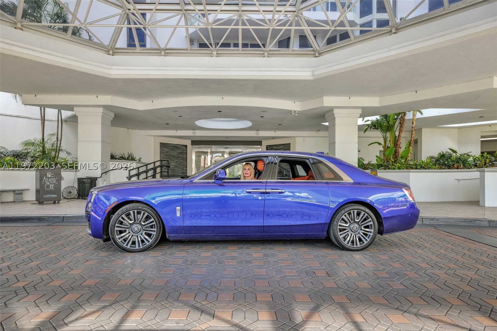 21200 Point Pl #PH2804, Aventura FL 33180