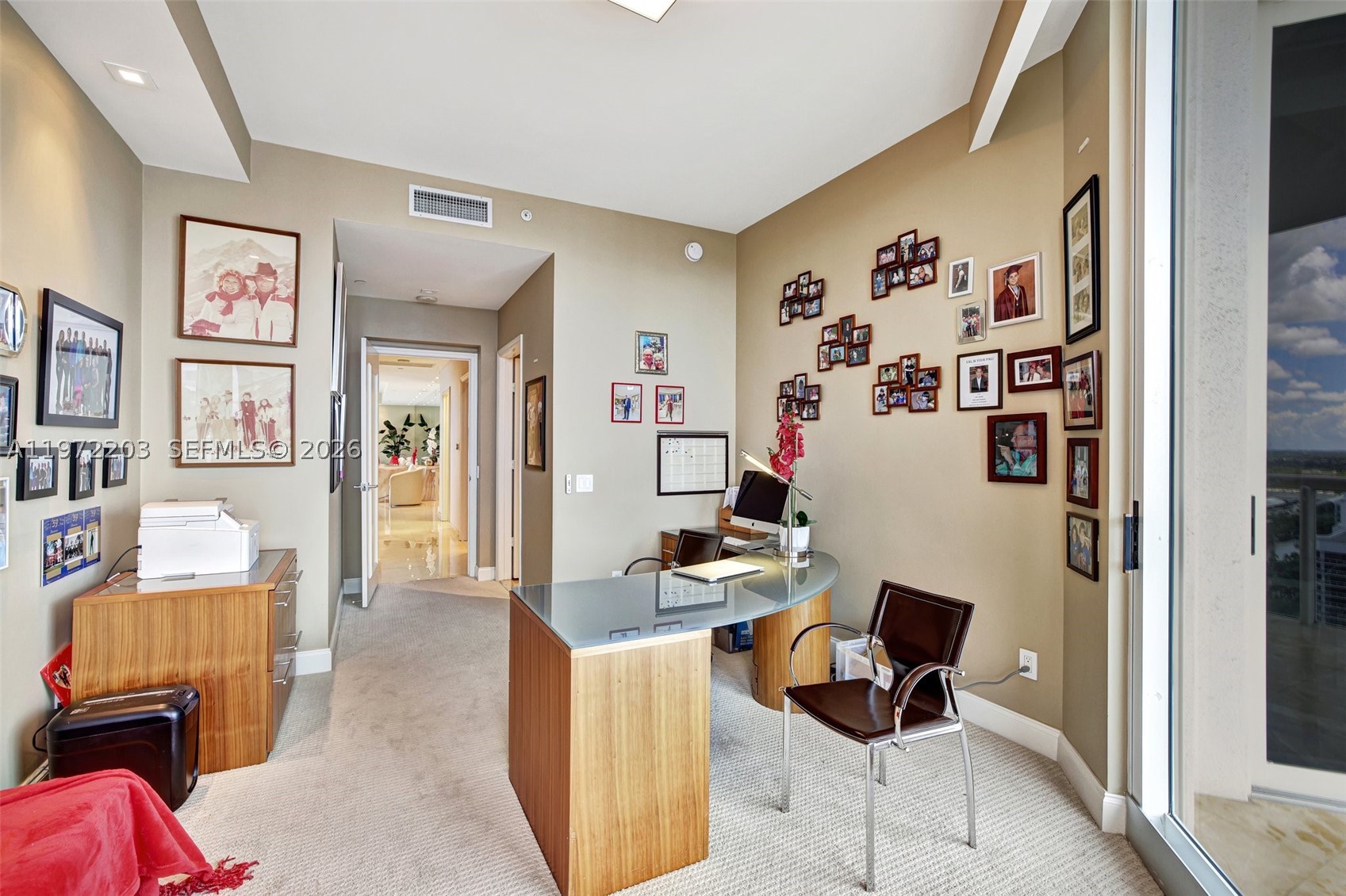21200 Point Pl #PH2804, Aventura FL 33180