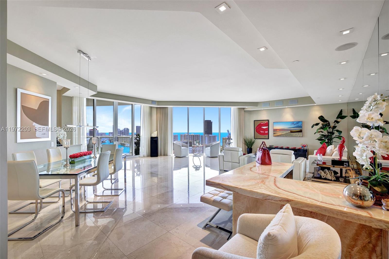 21200 Point Pl #PH2804, Aventura FL 33180