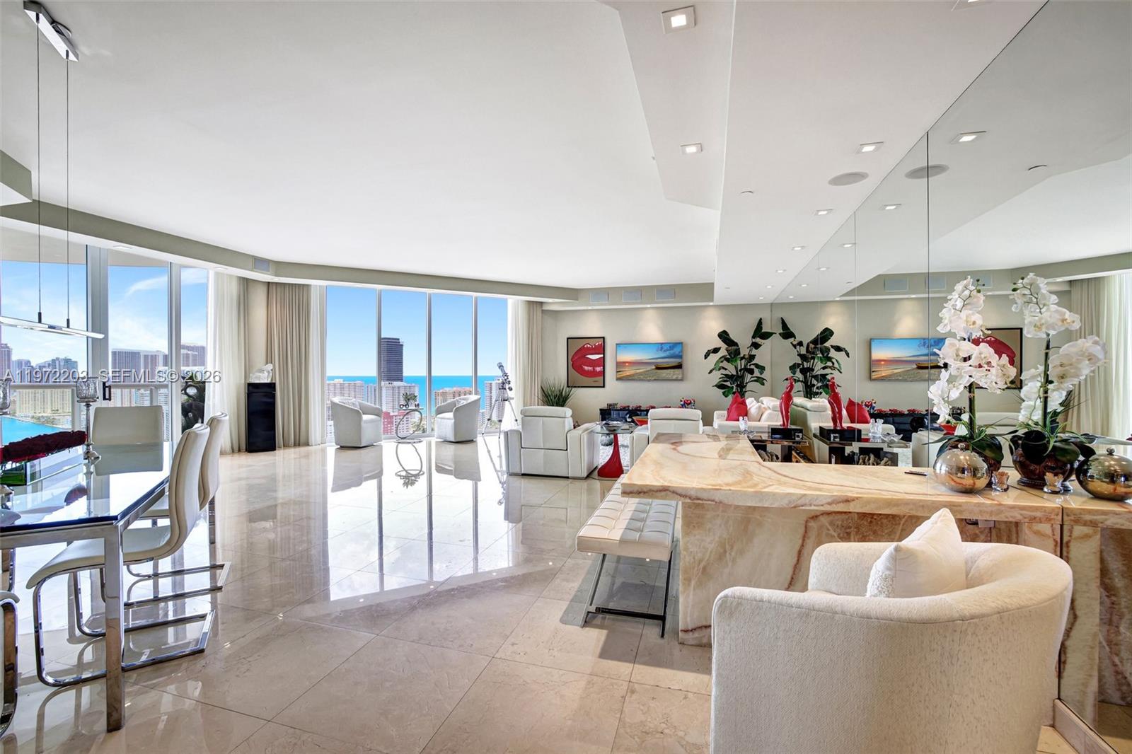 21200 Point Pl #PH2804, Aventura FL 33180