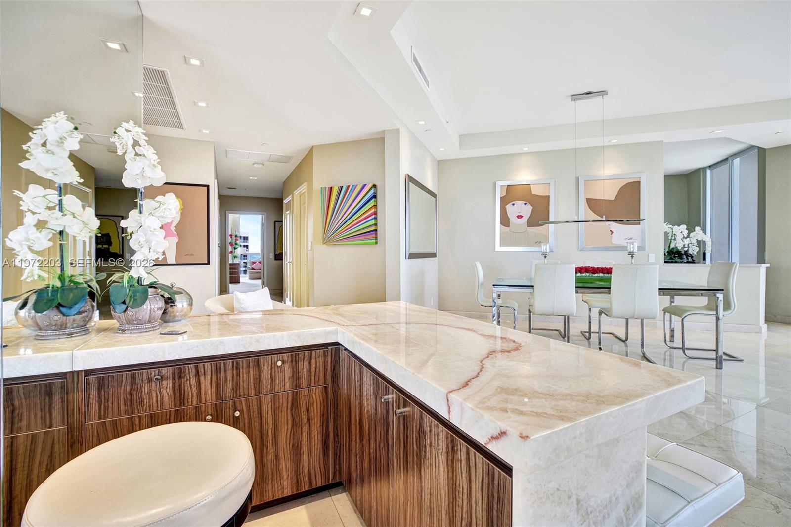 21200 Point Pl #PH2804, Aventura FL 33180