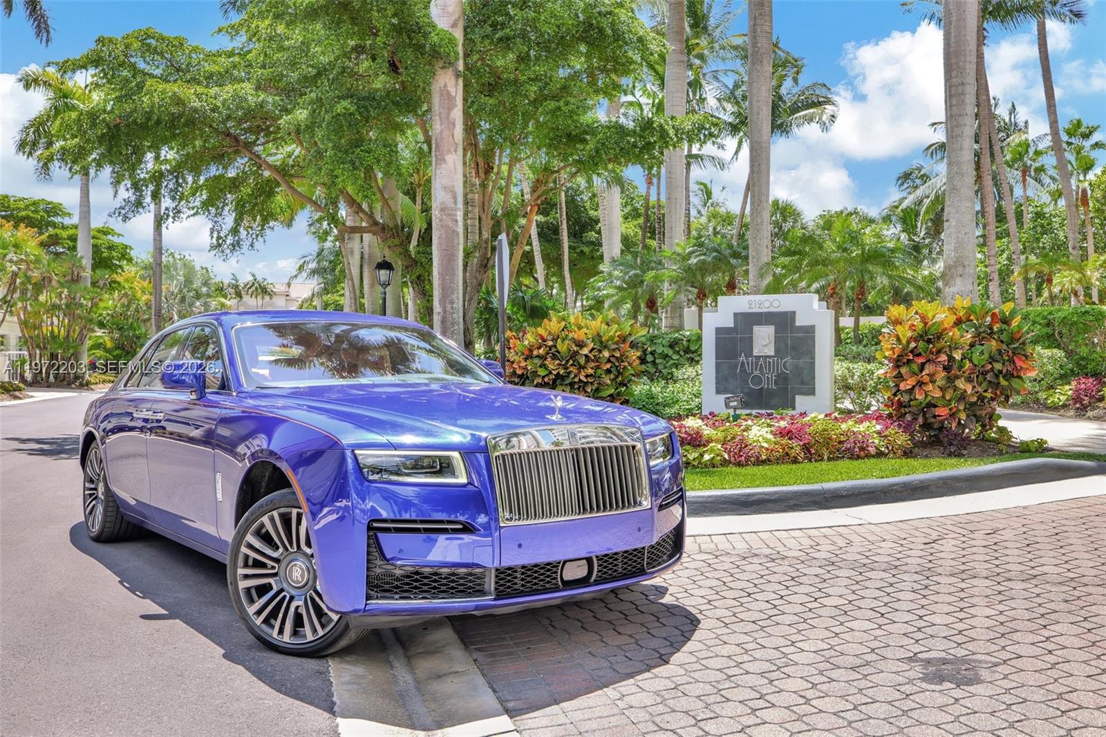 21200 Point Pl #PH2804, Aventura FL 33180