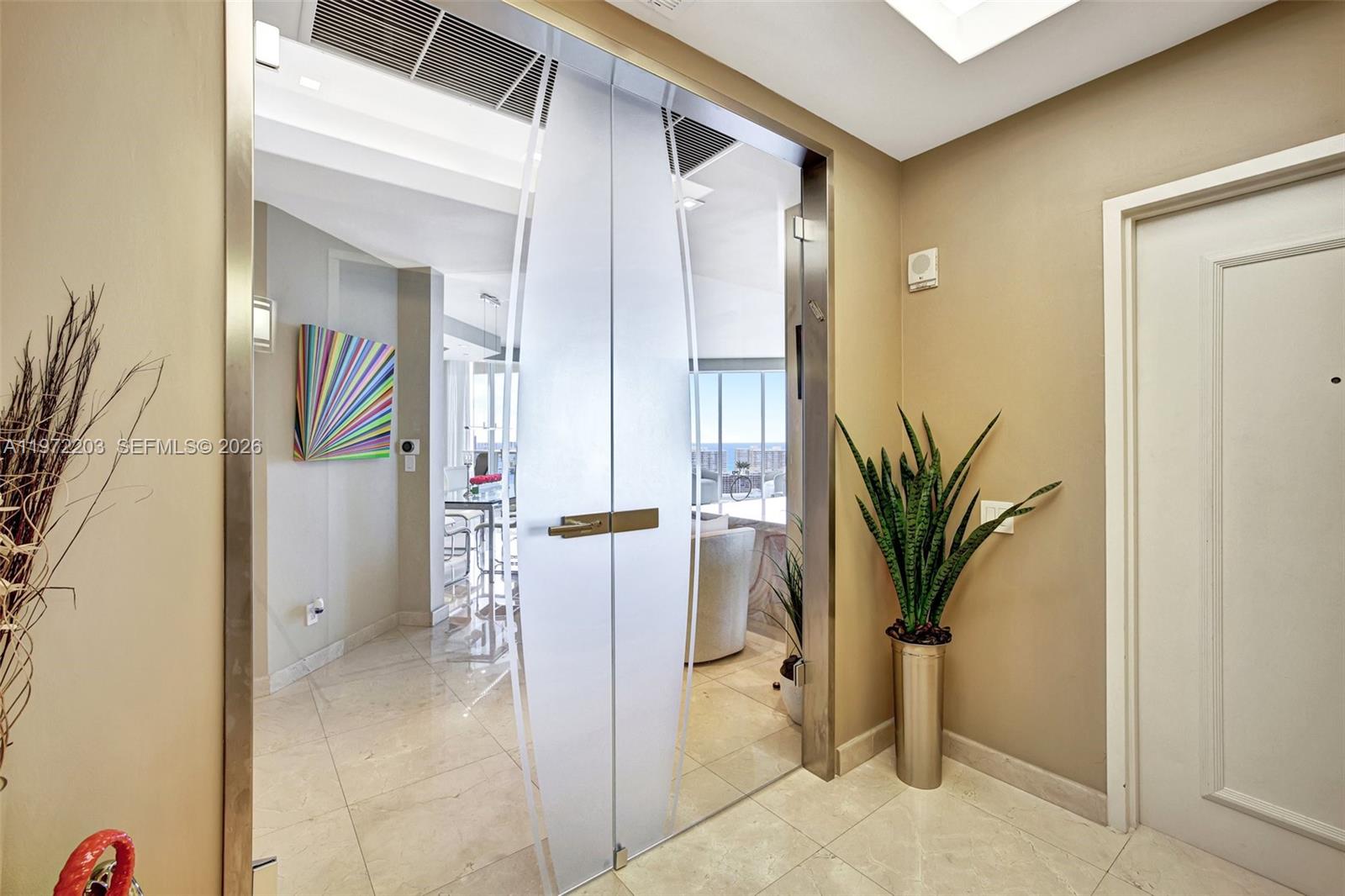 21200 Point Pl #PH2804, Aventura FL 33180