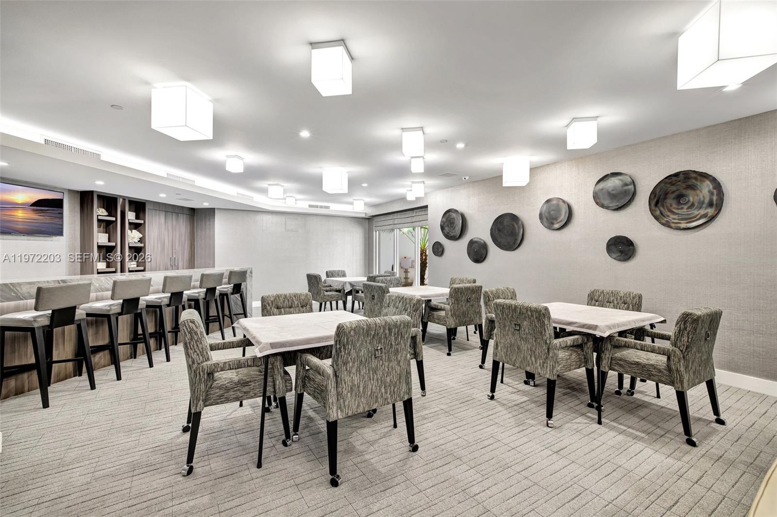 21200 Point Pl #PH2804, Aventura FL 33180